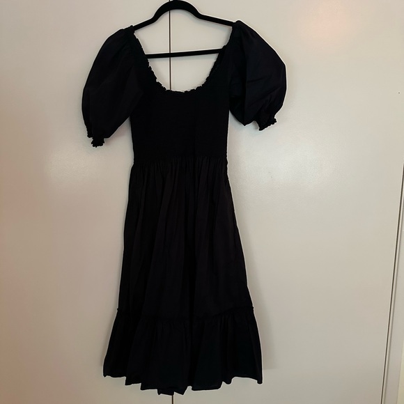 Hill House Dresses & Skirts - Elegant Black Puff Sleeve Dress HILLHOUSE COTTON SIZE M